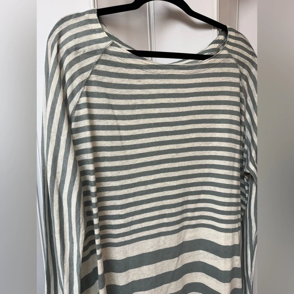 Free People Women’s Striped Crewneck Long Sleeve Raw Hem Tunic Top Size L